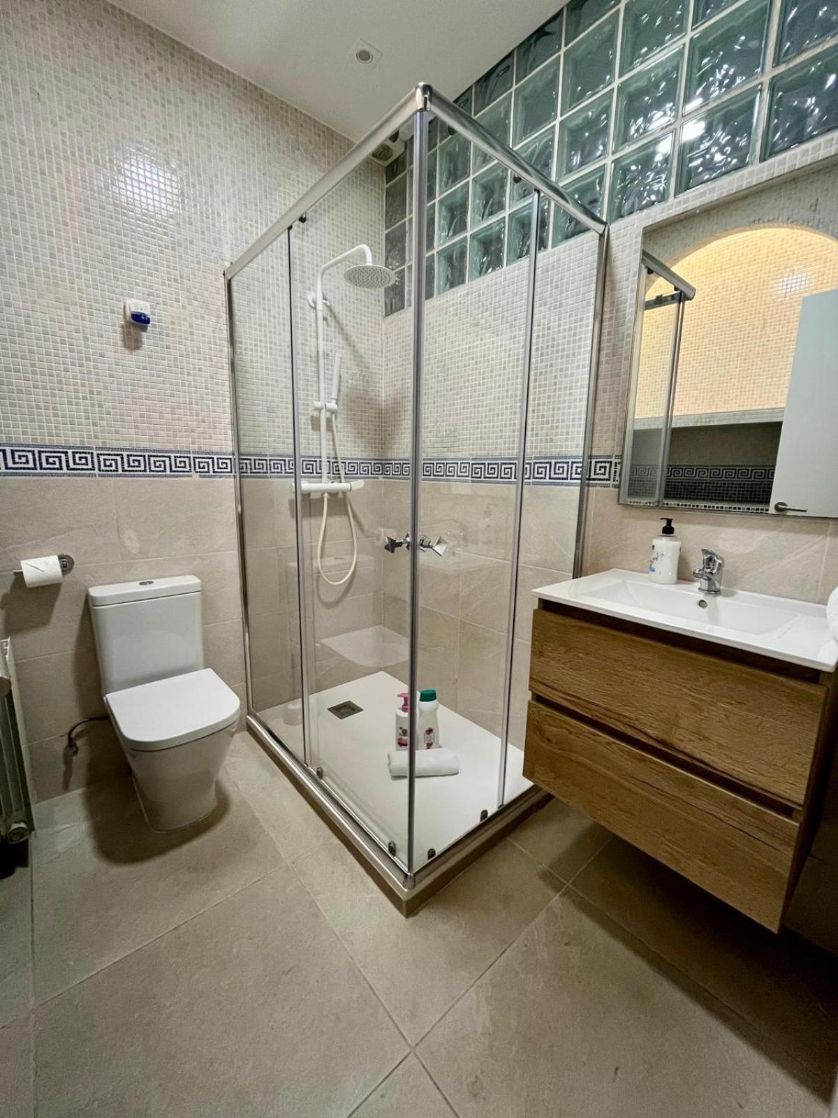 Sagrada Familia Secret Apartment Барселона Экстерьер фото