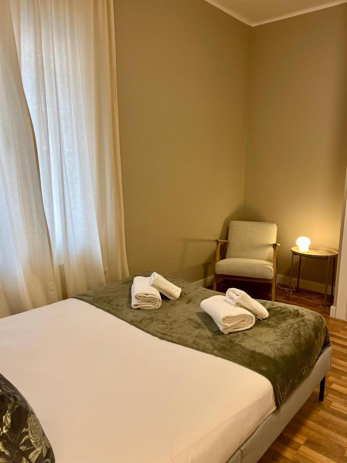 Sagrada Familia Secret Apartment Барселона Экстерьер фото